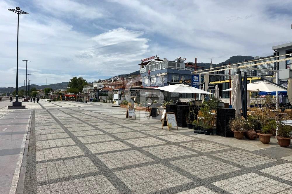 ALTINOLUK KORDONDA 2 DÜKKAN 2 ADET LÜKS DAİRE SATILIK
