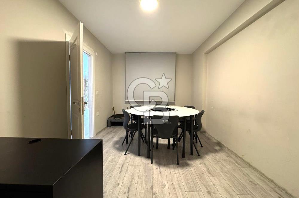 ALTINOLUK KORDONDA 2 DÜKKAN 2 ADET LÜKS DAİRE SATILIK