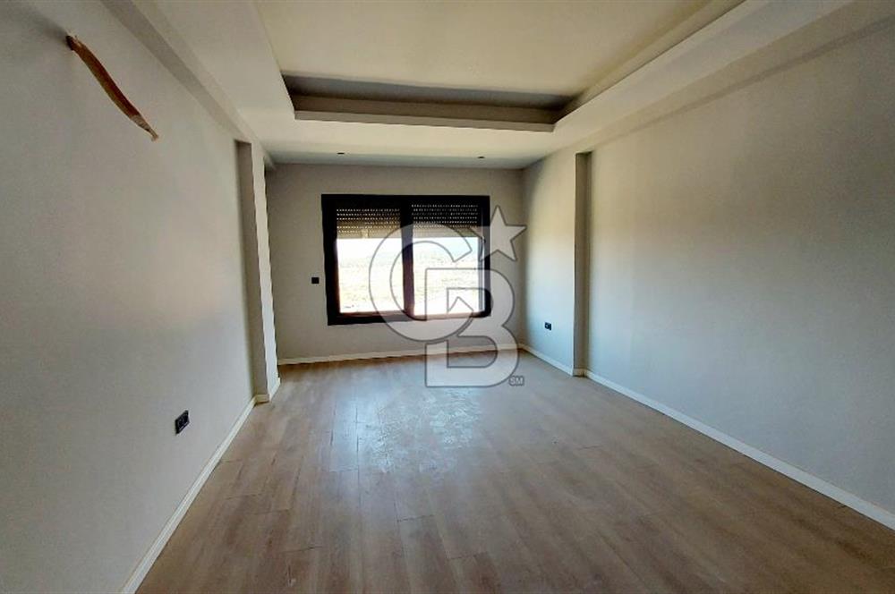KEMALPAŞA' DA, 4+1 HAVUZLU MÜSTAKİL VİLLA