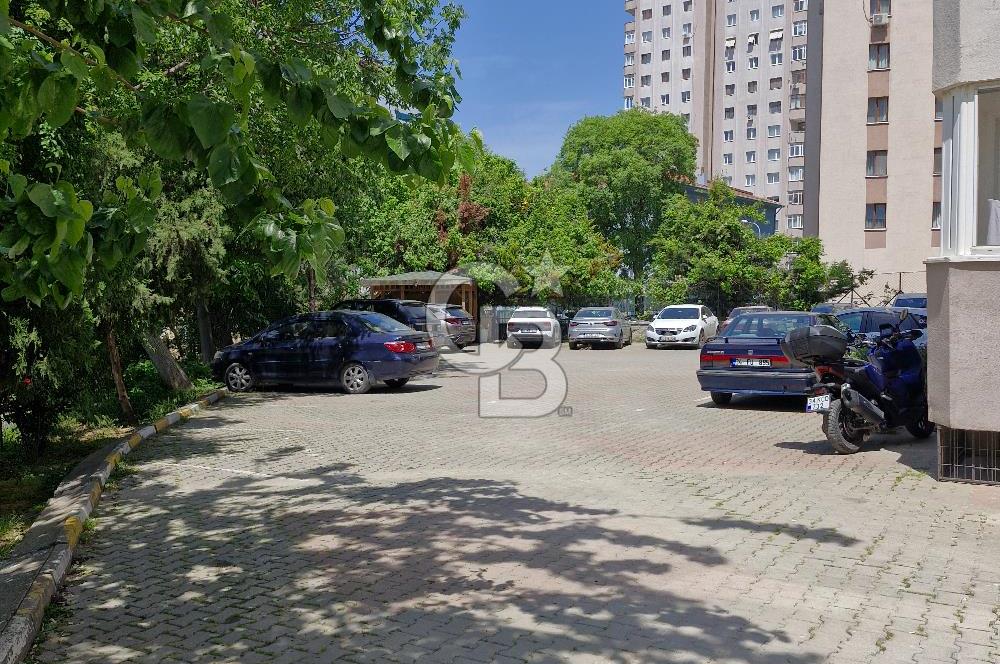 Göztepede eşyalı arakat 3+1 kiralık daire