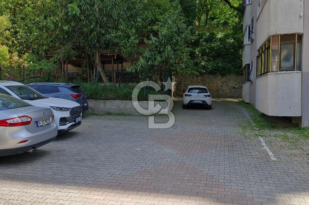 Göztepede eşyalı arakat 3+1 kiralık daire