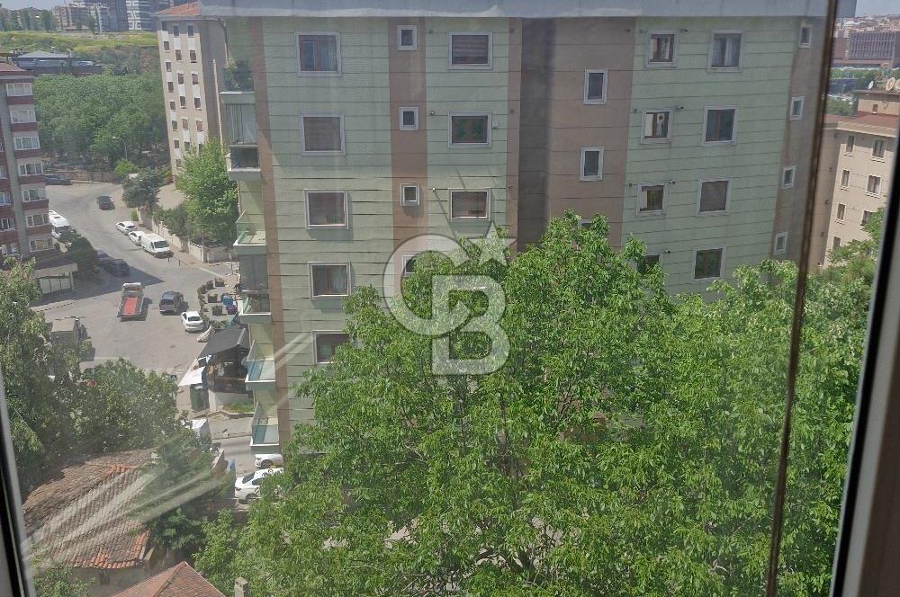 Göztepede eşyalı arakat 3+1 kiralık daire