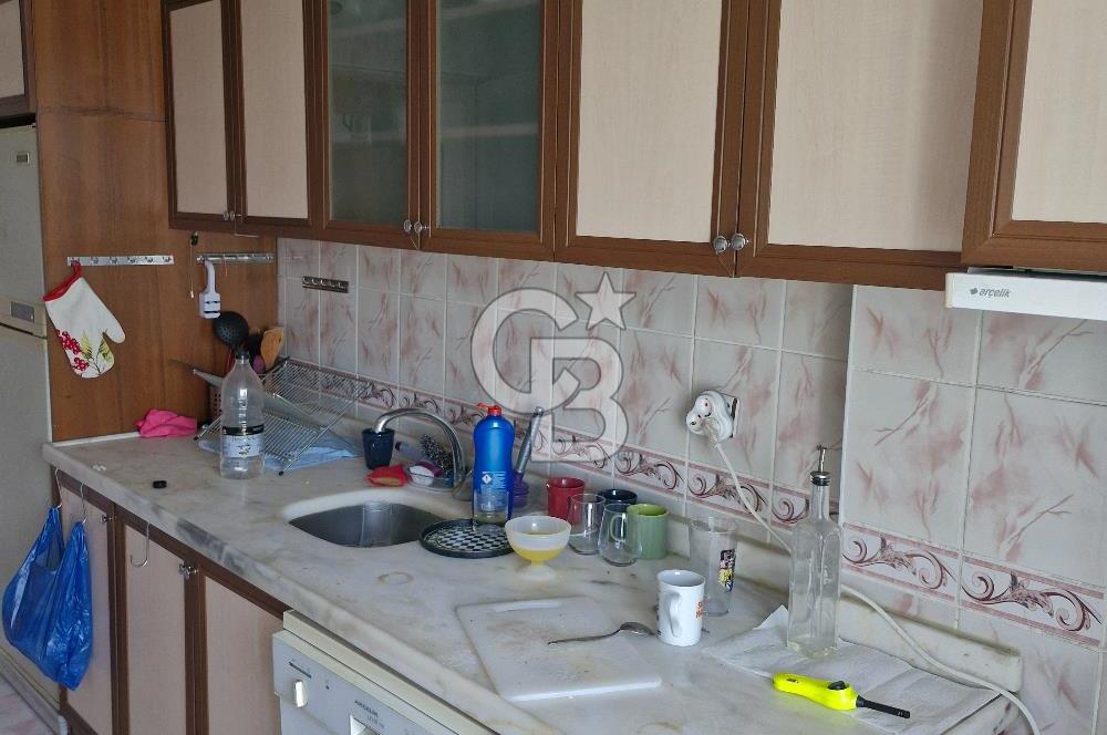Göztepede eşyalı arakat 3+1 kiralık daire