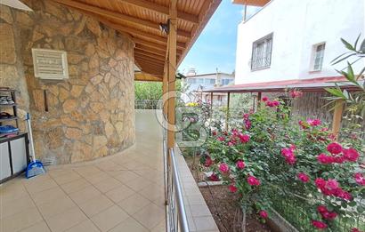 Akbük'te Sevilen Sitede Bahçeli,Deniz Manzaralı 3+1 Bakımlı Villa