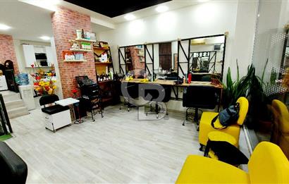 BORNOVA BÜYÜK PARK'TA HAZIR KİRACILI İŞYERİ DÜKKAN