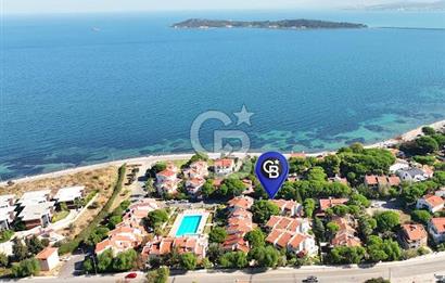 URLA İSKELE'DE DENİZE 50M MESAFEDE SATILIK FIRSAT VİLLA