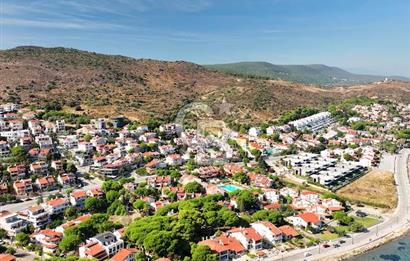 URLA İSKELE'DE DENİZE 50M MESAFEDE SATILIK FIRSAT VİLLA