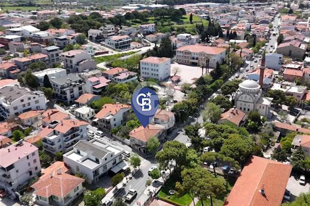 URLA SIRA MAHALLESİ'NDE SATILIK DÜKKAN VE DAİRE