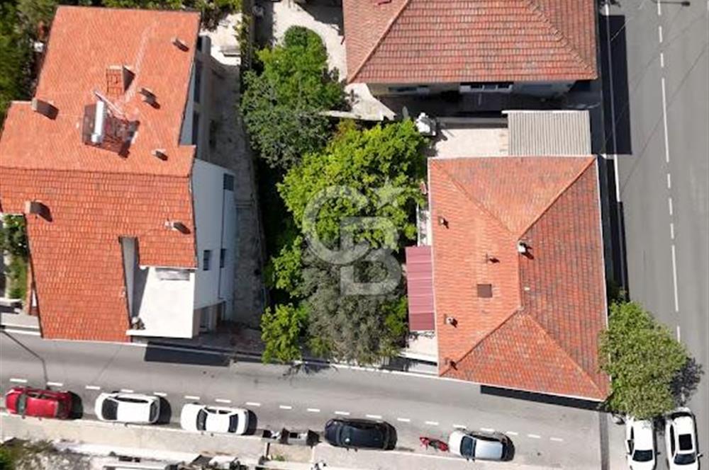 URLA SIRA MAHALLESİ'NDE SATILIK DÜKKAN VE DAİRE