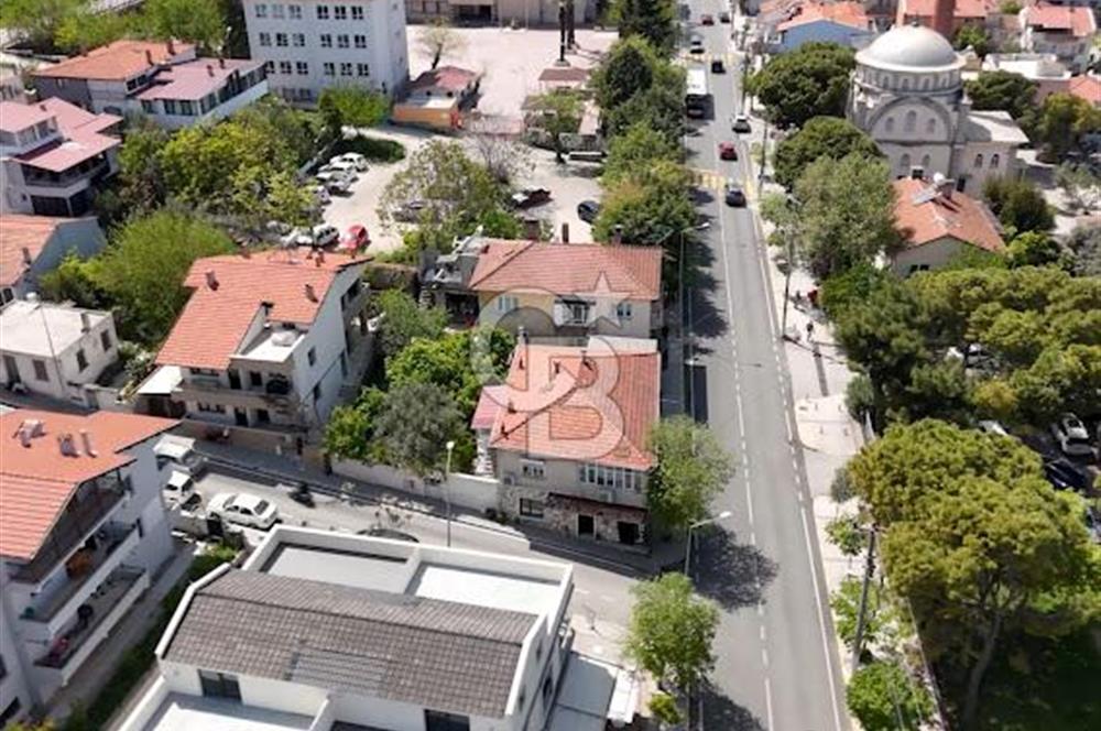 URLA SIRA MAHALLESİ'NDE SATILIK DÜKKAN VE DAİRE