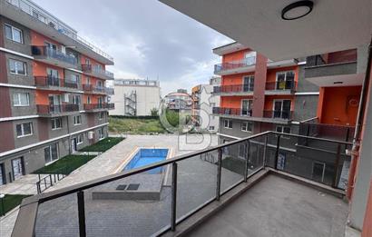 Seyrek'te full eşyalı geniş sıfır kiralık 1+1