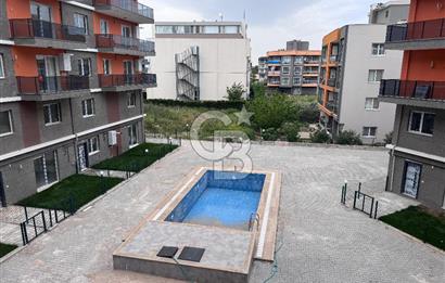 Seyrek'te full eşyalı geniş sıfır kiralık 1+1