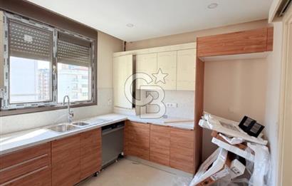 Erenköy Yakutlar Sokakta Özel Mimarili SIFIR Kiralık