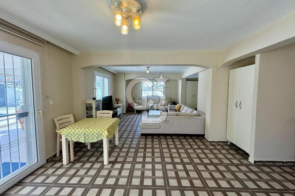 Çeşme Alaçatı' da Satılık Havuzlu Müstakil Villa 