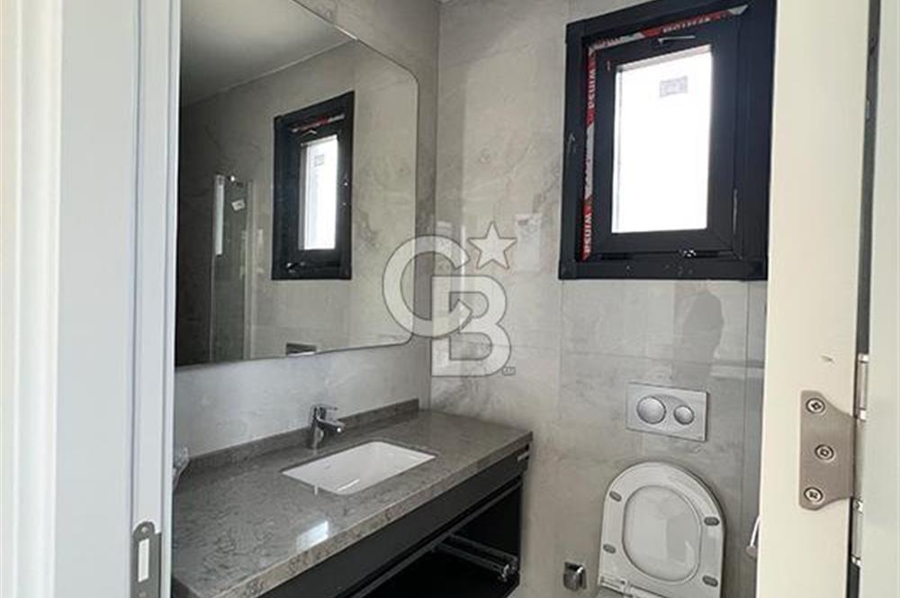 Beylikdüzü Kozan Villaları'nda 5+1 Deniz Manzaralı Satılık Villalar