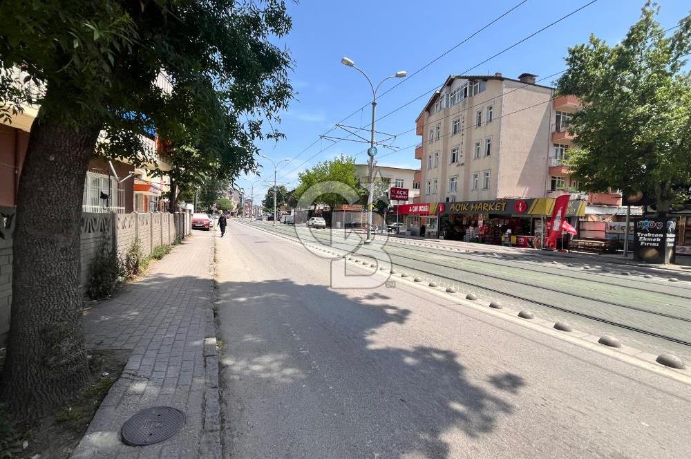 YENİŞEHİR MAHALLESİNDE ÇİFT YOLA CEPHE MÜSTAKİL SATILIK BİNA
