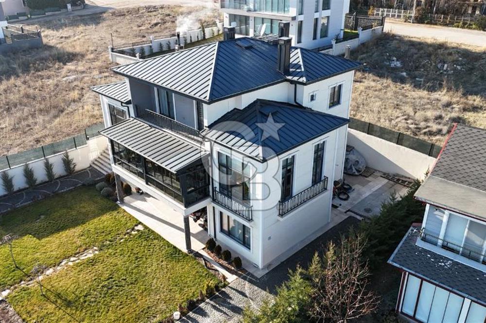 GÖLBAŞI GÜZELYALI SATILIK LÜKS 7+2 VİLLA MOGAN GÖLÜ MANZARALI
