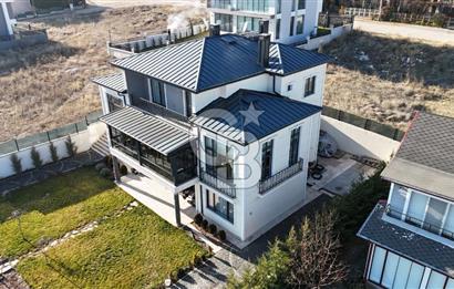 GÖLBAŞI GÜZELYALI SATILIK LÜKS 7+2 VİLLA MOGAN GÖLÜ MANZARALI