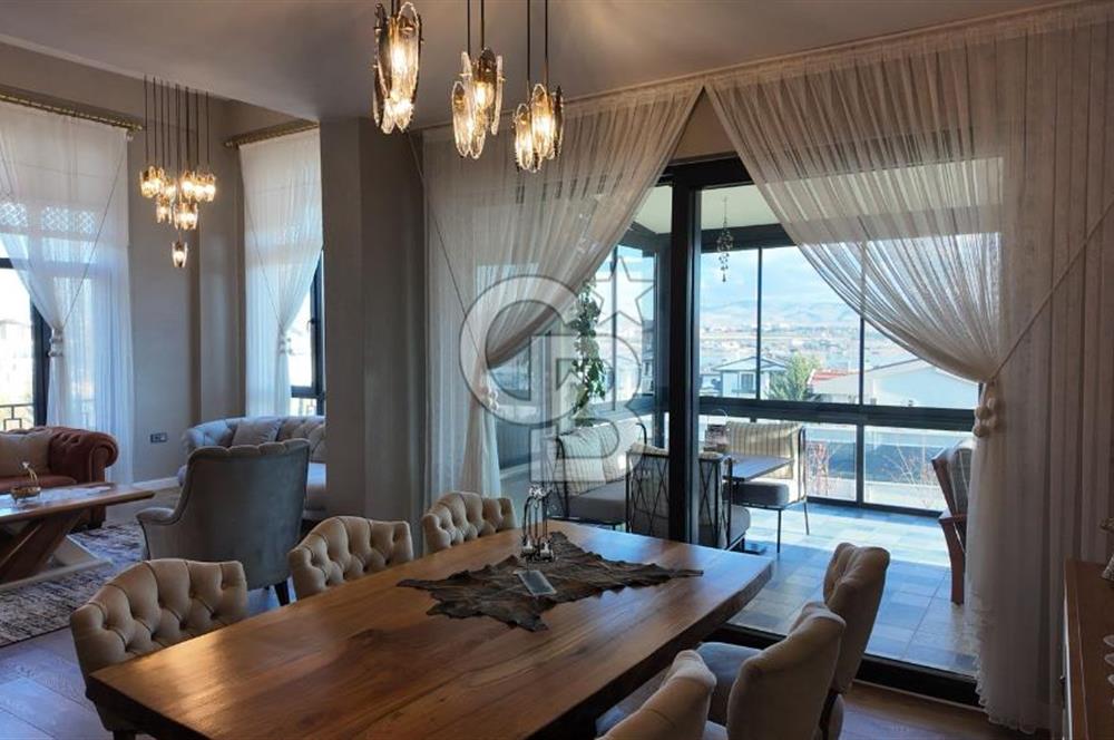 GÖLBAŞI GÜZELYALI SATILIK LÜKS 7+2 VİLLA MOGAN GÖLÜ MANZARALI