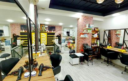 BORNOVA BÜYÜK PARK'TA HAZIR KİRACILI İŞYERİ DÜKKAN