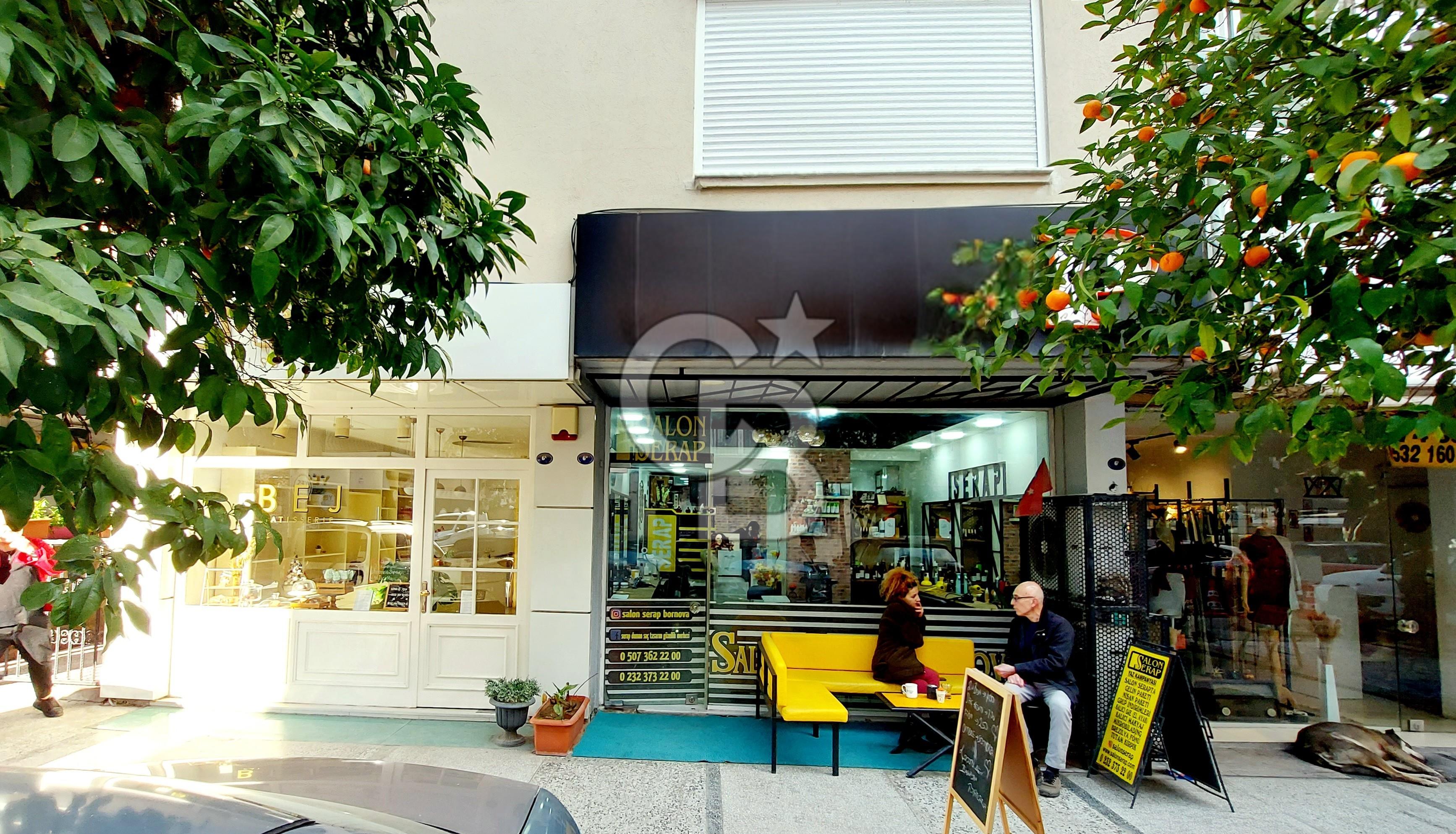 BORNOVA BÜYÜK PARK'TA HAZIR KİRACILI İŞYERİ DÜKKAN