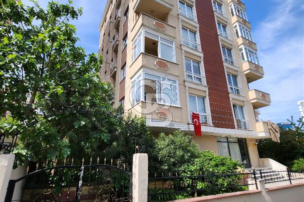 ATAŞEHİR KÜÇÜKBAKKALKÖY'DE SATILIK 3+1 DAİRE