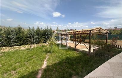 Pursaklar Abadan'da Eşyalı Satılık 500 m2 Hobi Bahçesi ve Evi