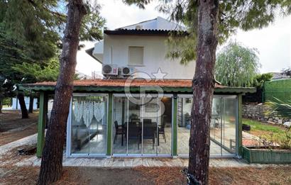 ÇEŞME MAMURBABA'DA EGELİM KONAKLARINDA EŞYALI SATILIK 4+1 VİLLA