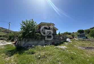 TURGUTALP KÖYÜNDE 2 KATLI DAĞ MANZARALI VİLLA