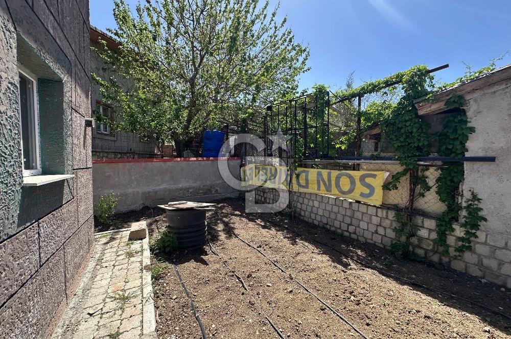 TURGUTALP KÖYÜNDE 2 KATLI DAĞ MANZARALI VİLLA