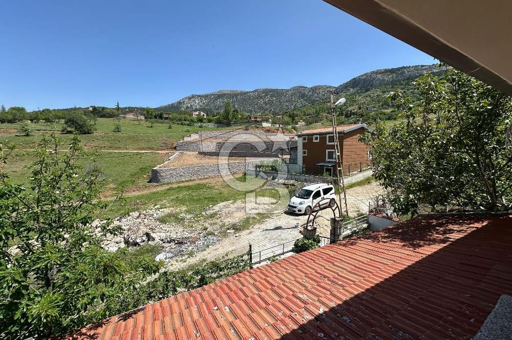 TURGUTALP KÖYÜNDE 2 KATLI DAĞ MANZARALI VİLLA