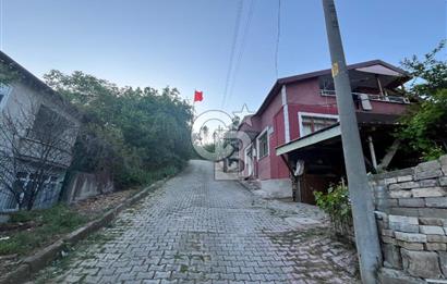 GÖLCÜK DONANMA MH. DE SATILIK 1+1 GENİŞ DUBLEKS FIRSAT DAİRE.!