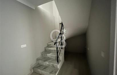 GÖLCÜK DONANMA MH. DE SATILIK 1+1 GENİŞ DUBLEKS FIRSAT DAİRE.!