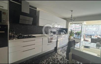 İZMİR KONAK İNÖNÜ CADDESİ ÜZERİNDE 4+1 SATILIK DAİRE  