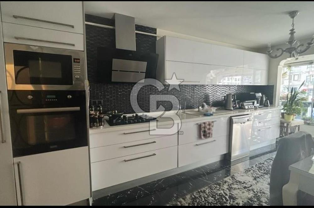 İZMİR KONAK İNÖNÜ CADDESİ ÜZERİNDE 4+1 SATILIK DAİRE  