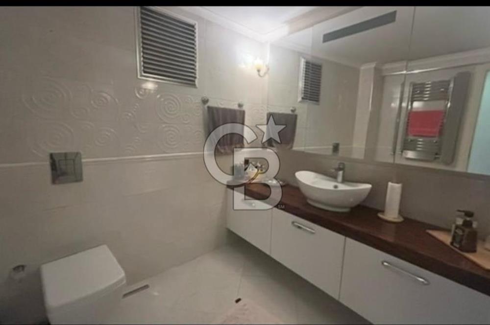 İZMİR KONAK İNÖNÜ CADDESİ ÜZERİNDE 4+1 SATILIK DAİRE  