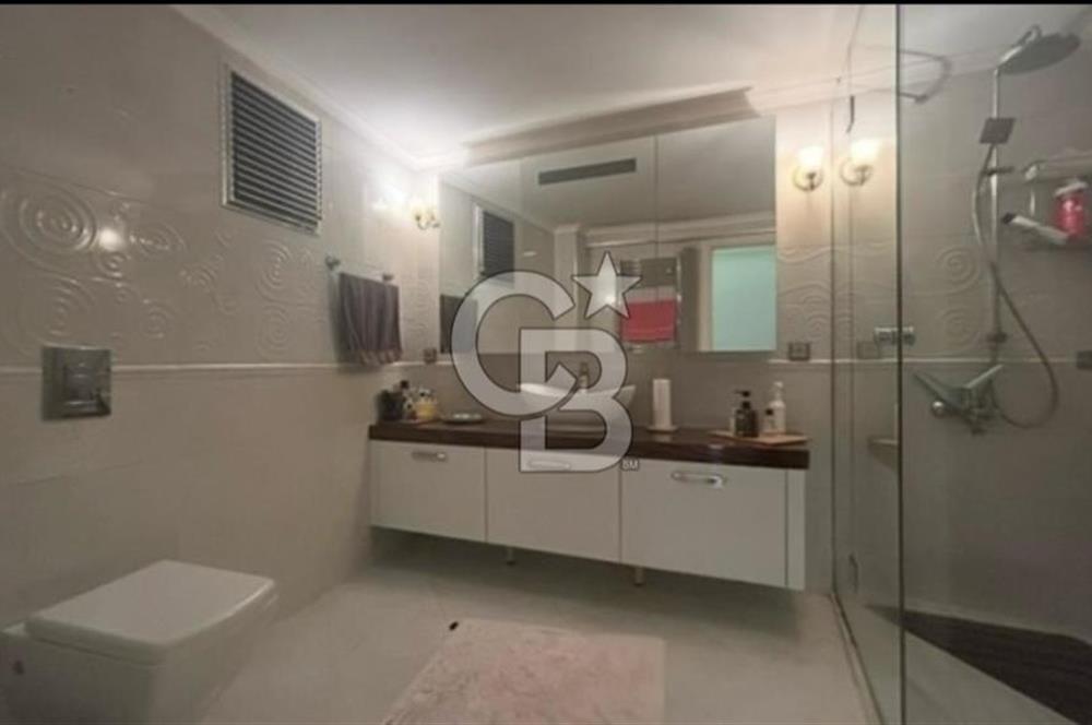 İZMİR KONAK İNÖNÜ CADDESİ ÜZERİNDE 4+1 SATILIK DAİRE  