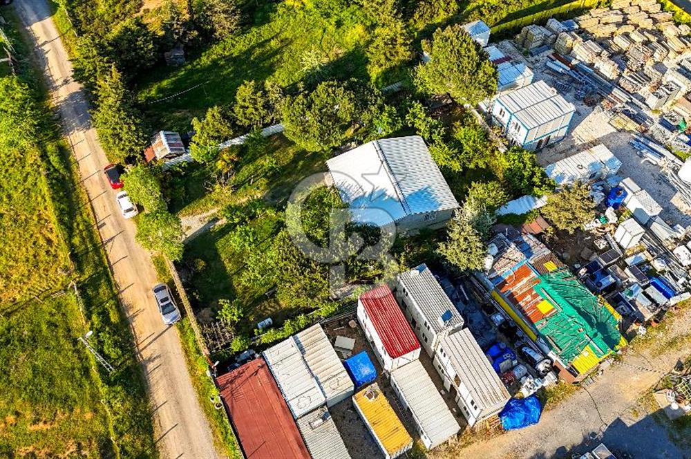 Tuzla Teperören Villalar Bölgesinde 1178 m2 Arsası ve Müstakil evi