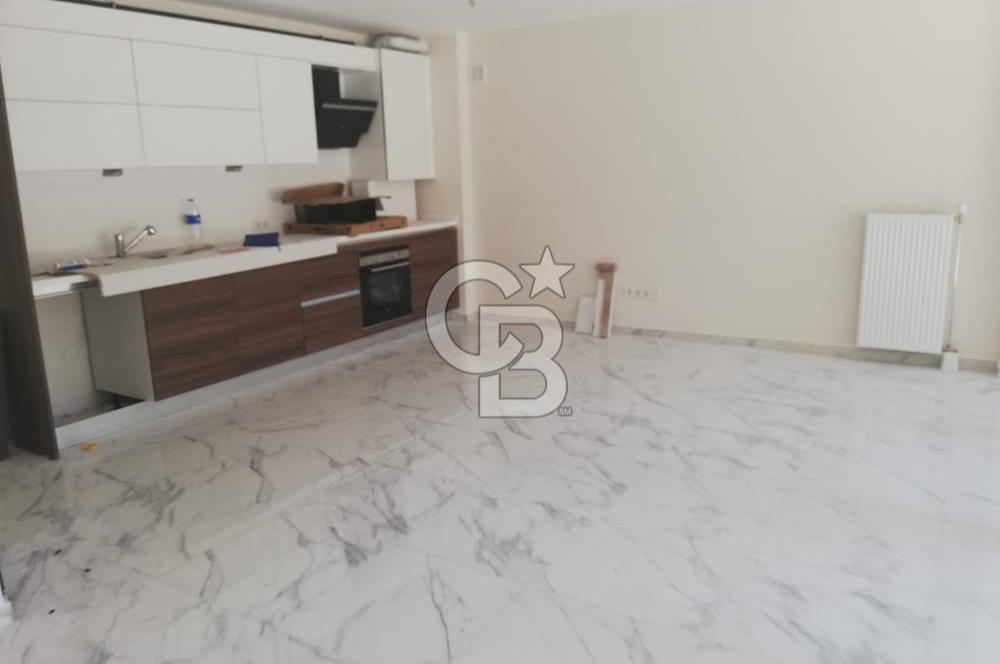 ACIBADEM  CADDESİNDE METROBÜSE YAKIN KİRALIK İŞYERİ