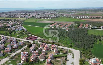 İZMİR DİKİLİ SALİHLERALTINDA 15.042 m² SATILIK ARAZİ