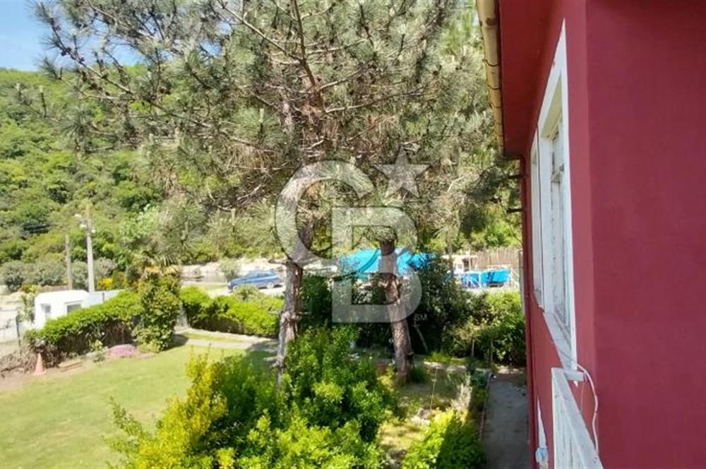  Şile Ağva Merkezde Nehir Kenarında, 2 ayrı daireli Müstakil Ev ve 800 m2 Bahçe 