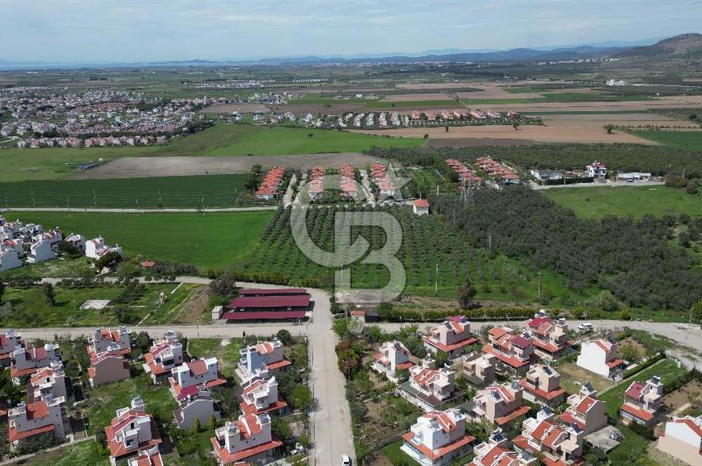İZMİR DİKİLİ SALİHLERALTINDA 15.042 m² SATILIK ARAZİ