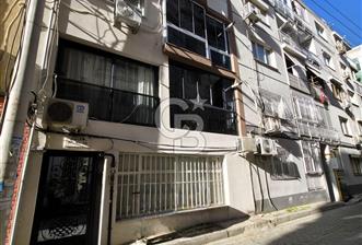 Karşıyaka Bahariye mahallesi Full Tadilatlı 3+1 SATILIK DAİRE
