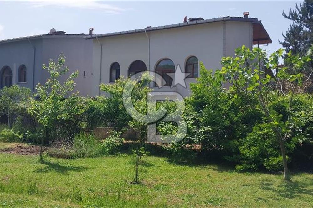  Şile Ağva Merkezde Nehir Kenarında, 2 ayrı daireli Müstakil Ev ve 800 m2 Bahçe 