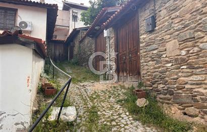 ÖDEMİŞ BİRGİDE BUTİK OTEL POTANSİYELLİ TARİHİ EV