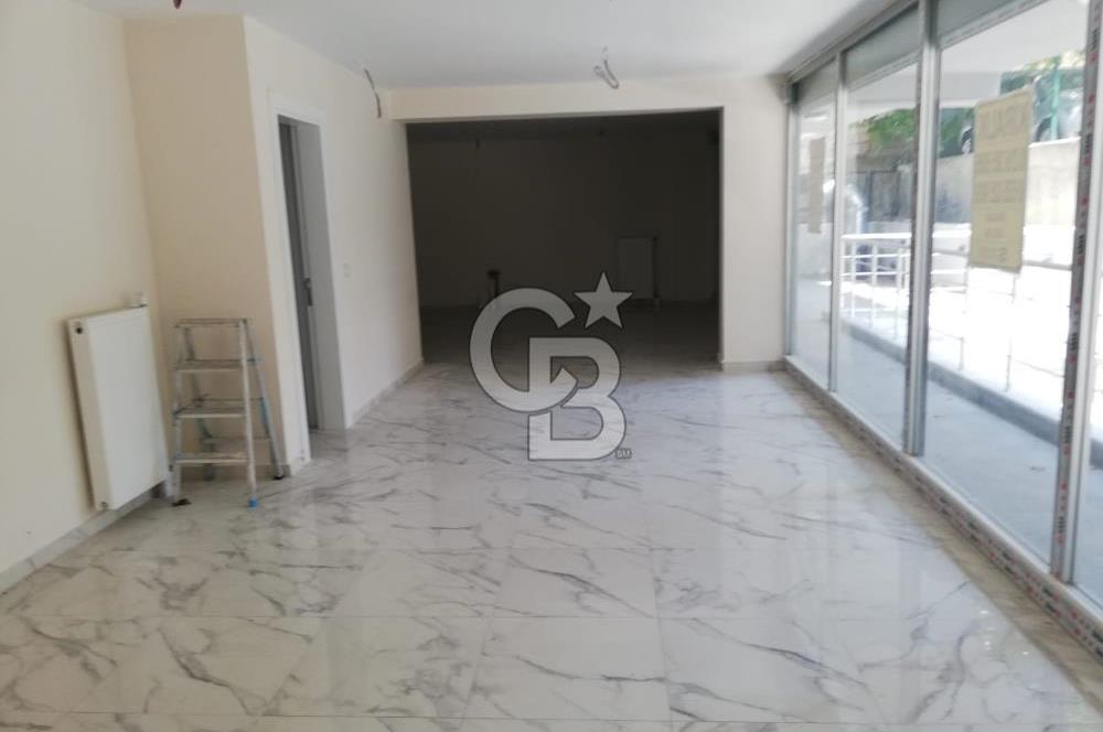 ACIBADEM  CADDESİNDE METROBÜSE YAKIN KİRALIK İŞYERİ