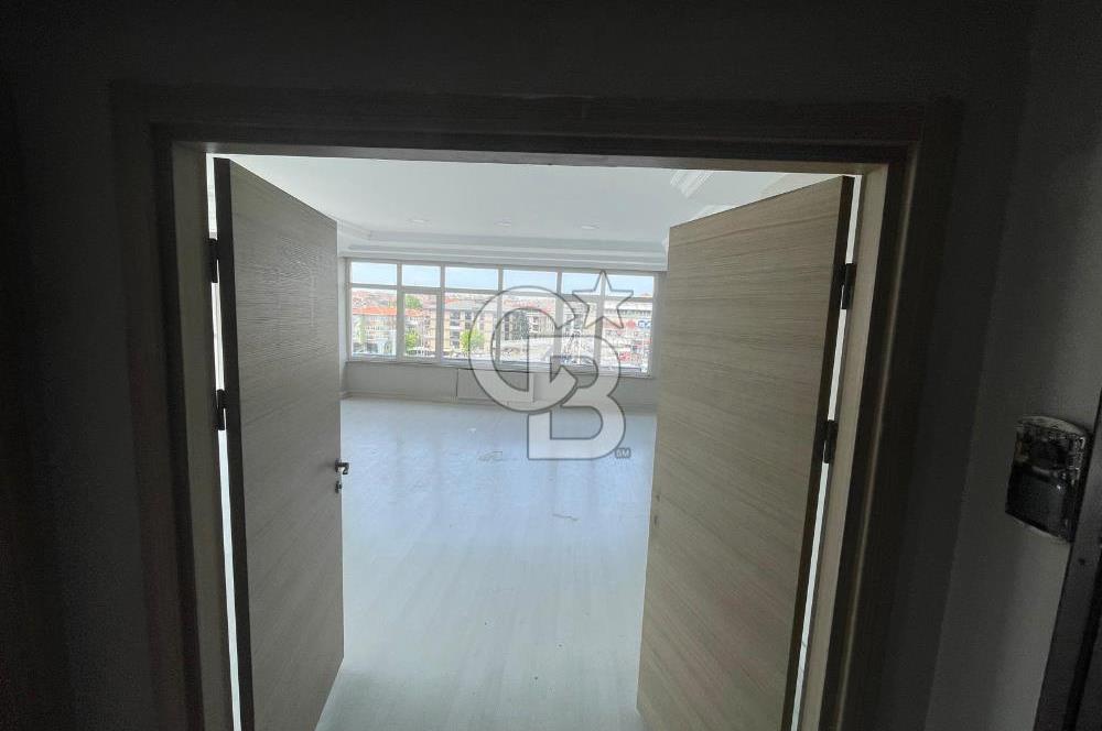 İNCİRLİ'DE KONUT VE OFİSE UYGUN GENİŞ 3+1 KİRALIK DAİRE
