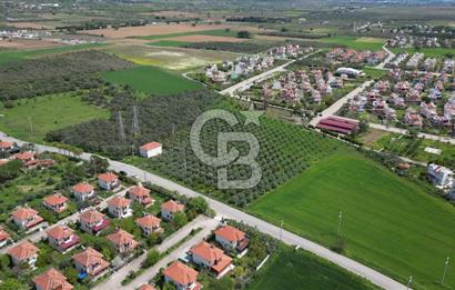 İZMİR DİKİLİ SALİHLERALTINDA 15.042 m² SATILIK ARAZİ