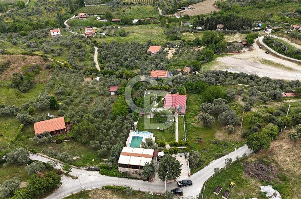 Şirince' De Devren Satılık Doğayla İç İçe Havuzlu Butik Otel