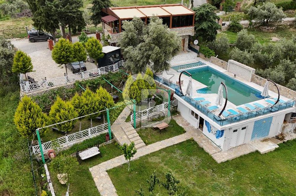 Şirince' De Devren Satılık Doğayla İç İçe Havuzlu Butik Otel